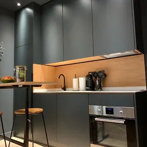Apartment Vieux Nice-3 Pieces Moderne- 100m De La 