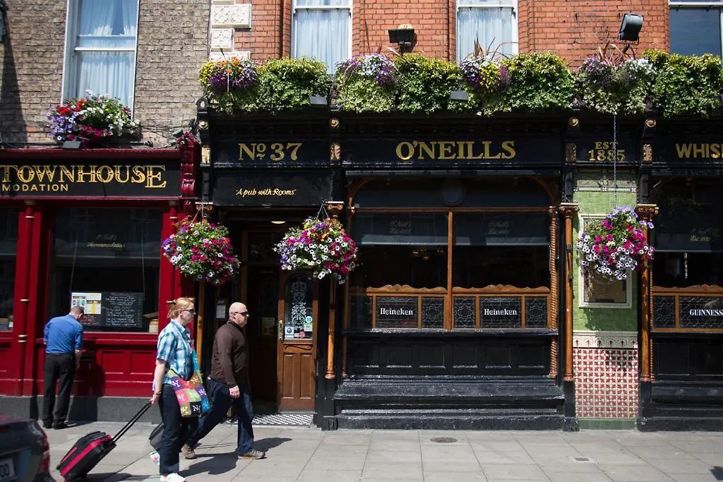 Hotel O'Neills Victorian Pub & Townhouse à Dublin 3*,